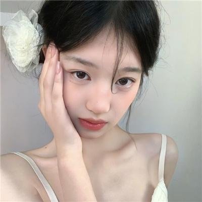 想吃掉我的非人少女